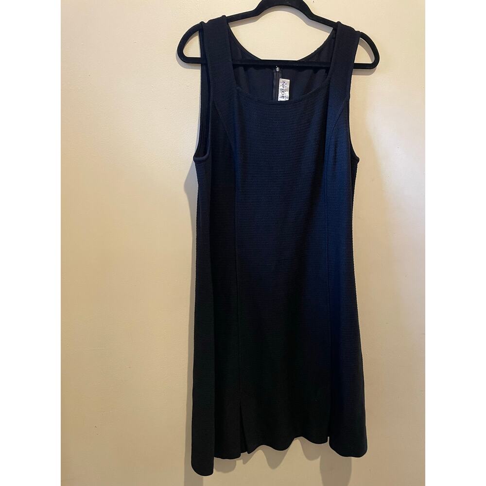 St. John black sleeveless old money clean girl minimalist dress size 12